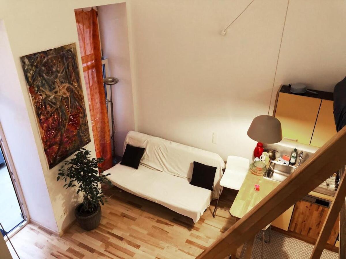 Apartment Lofty Garden