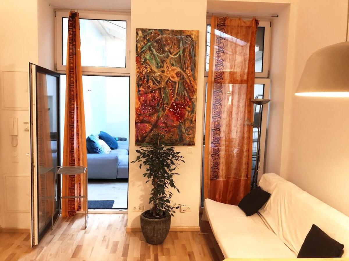 Apartment Lofty Garden Wien